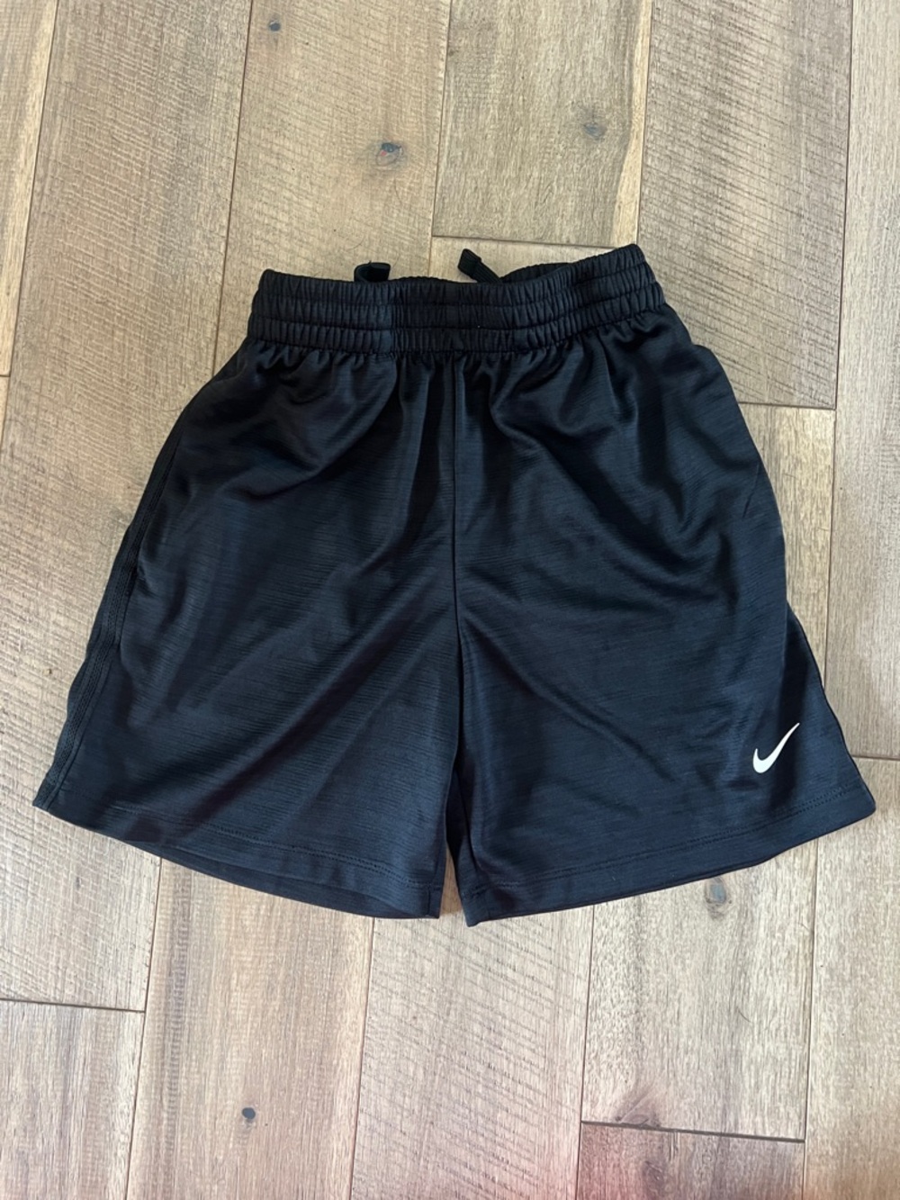 Nike shorts size small